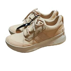 NWOB Sorel Out n About III Low Top Sneaker Pale Pink Size 7.5